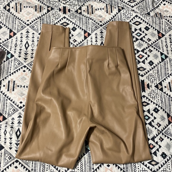 Faux leather Zara pant - Picture 6 of 6